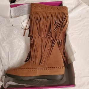 Rampage Fringe Boot Capulet NEW
